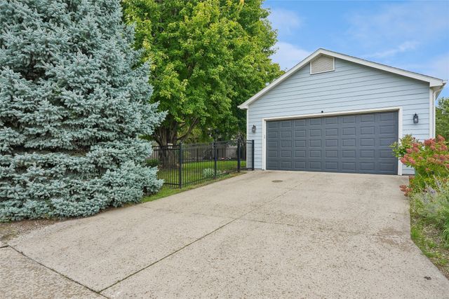 2509 Kent Avenue, Ames, IA 50010