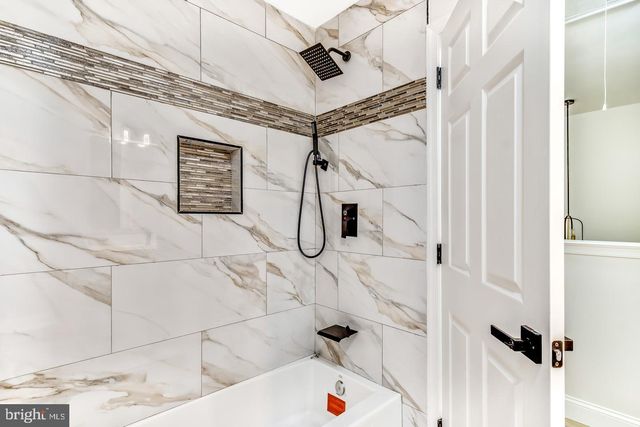 2607 BEACON HILL DR, Sicklerville, NJ 08081