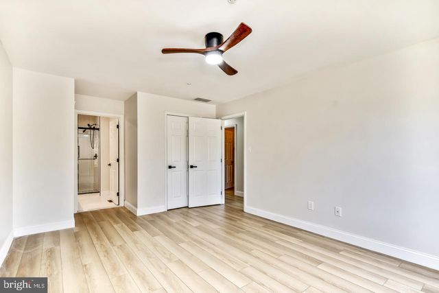 2607 BEACON HILL DR, Sicklerville, NJ 08081