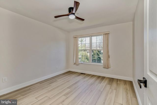 2607 BEACON HILL DR, Sicklerville, NJ 08081