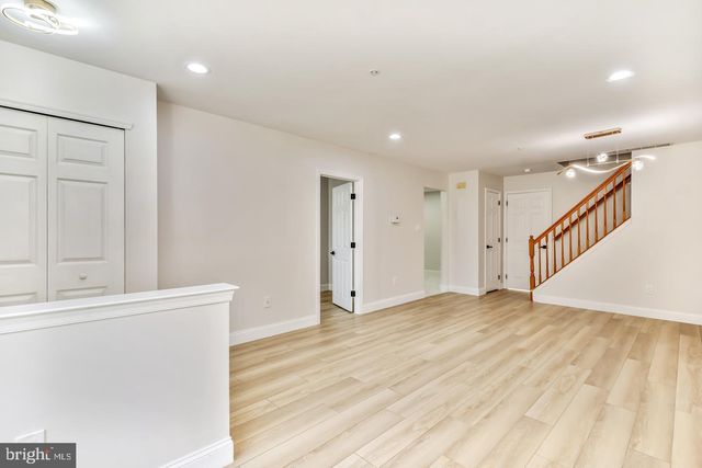 2607 BEACON HILL DR, Sicklerville, NJ 08081