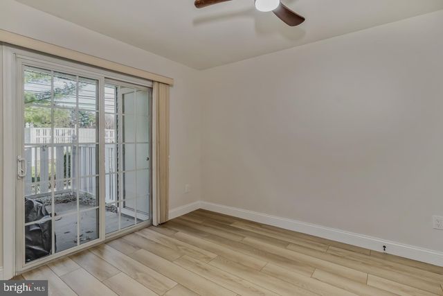 2607 BEACON HILL DR, Sicklerville, NJ 08081