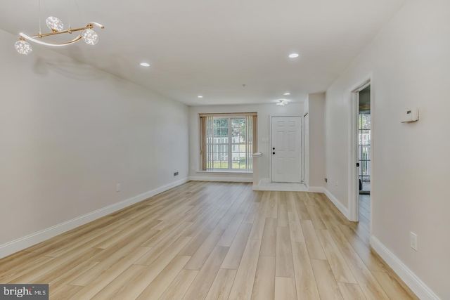 2607 BEACON HILL DR, Sicklerville, NJ 08081