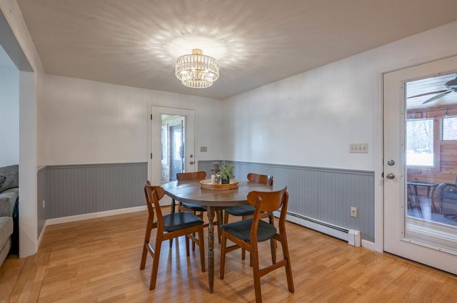 528 Weston Road, Manchester, NH 03103