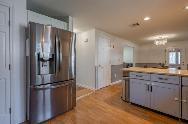 528 Weston Road, Manchester, NH 03103