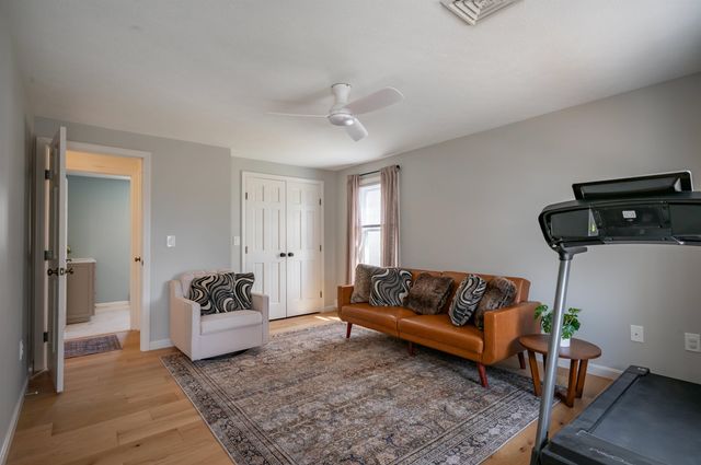 528 Weston Road, Manchester, NH 03103