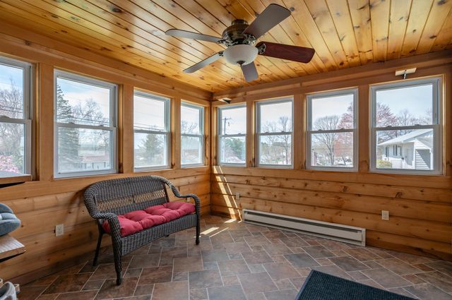 528 Weston Road, Manchester, NH 03103