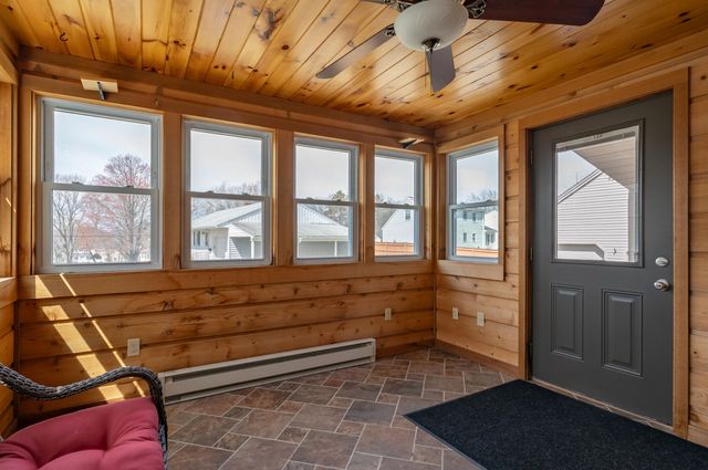 528 Weston Road, Manchester, NH 03103