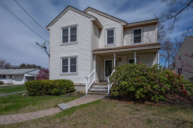 528 Weston Road, Manchester, NH 03103