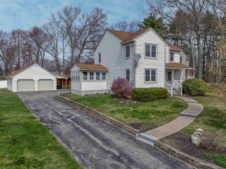 528 Weston Road, Manchester, NH 03103