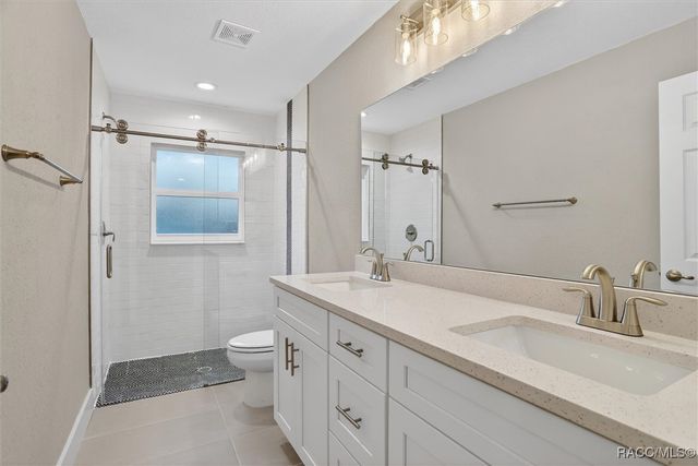 8833 N Spartan Drive, Citrus Springs, FL 34433