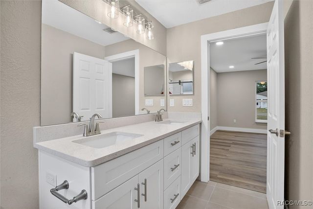 8833 N Spartan Drive, Citrus Springs, FL 34433