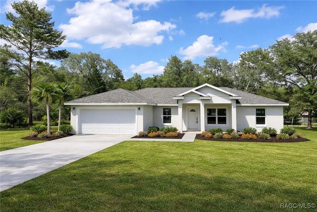 8833 N Spartan Drive, Citrus Springs, FL 34433