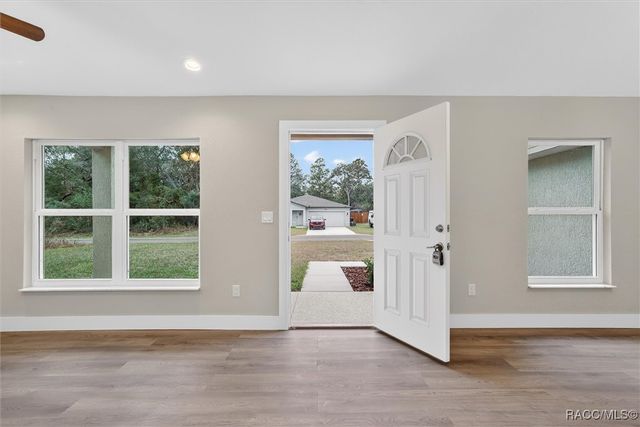 8833 N Spartan Drive, Citrus Springs, FL 34433