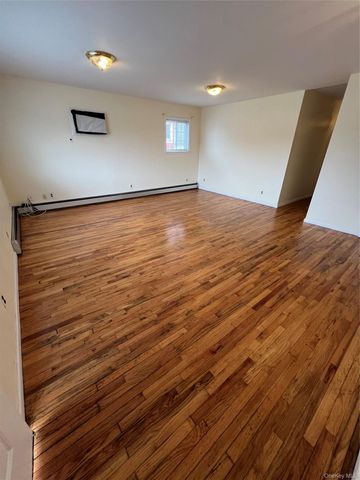 196-15 Hillside Avenue 2, Hollis, NY 11423