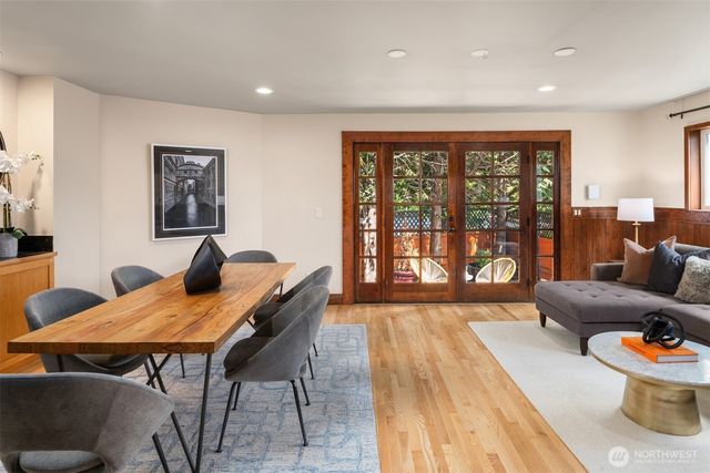 4600 Green Lake Way N, Seattle, WA 98103