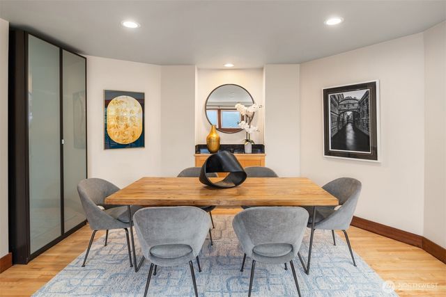 4600 Green Lake Way N, Seattle, WA 98103