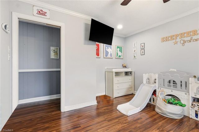 152 Wall Avenue, Thomasville, NC 27360