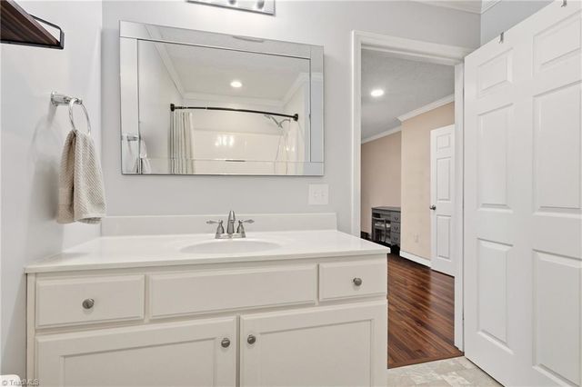 152 Wall Avenue, Thomasville, NC 27360