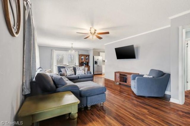 152 Wall Avenue, Thomasville, NC 27360