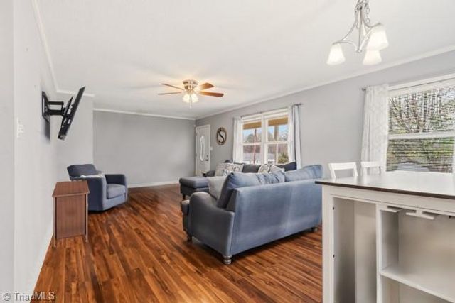 152 Wall Avenue, Thomasville, NC 27360