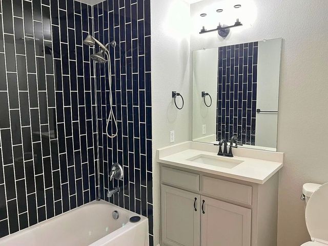 2619 Stephenson Drive, Dallas, TX 75215