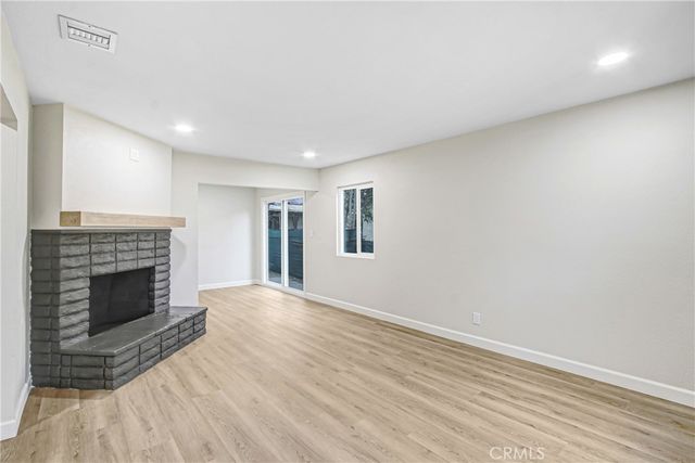 2571 12th Street, Riverside, CA 92507