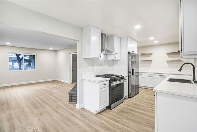 2571 12th Street, Riverside, CA 92507