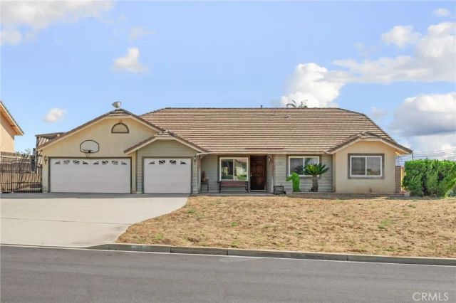 6736 Brenton Street, Jurupa Valley, CA 92509