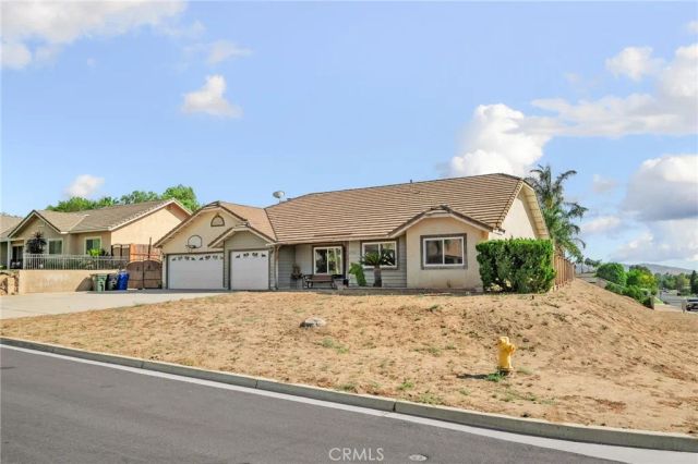 6736 Brenton Street, Jurupa Valley, CA 92509
