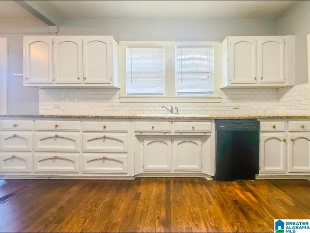 118 HIGHLAND DRIVE, Hueytown, AL 35023