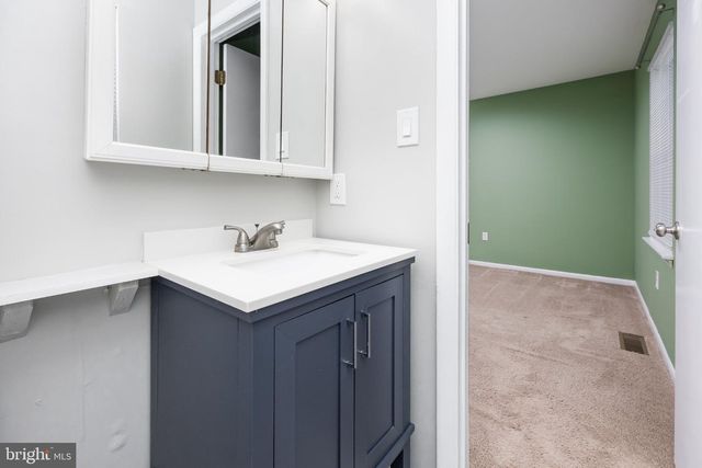 63 NEWPORT DR, Ocean Pines, MD 21811