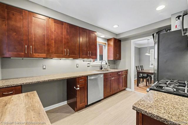 2620 Ferncliff Avenue, Royal Oak, MI 48073