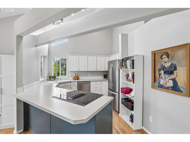 1237 Ne CEDAR RIDGE Loop, Vancouver, WA 98664