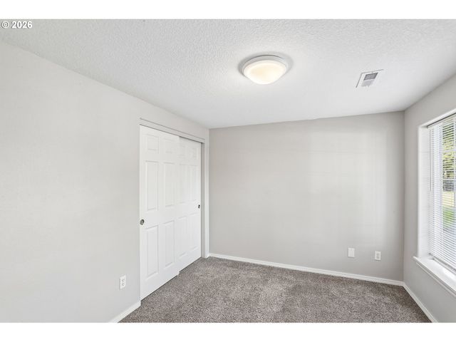 1237 Ne CEDAR RIDGE Loop, Vancouver, WA 98664