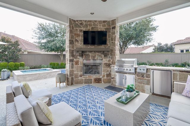 86 Quiet Way Lane, Sugar Land, TX 77498