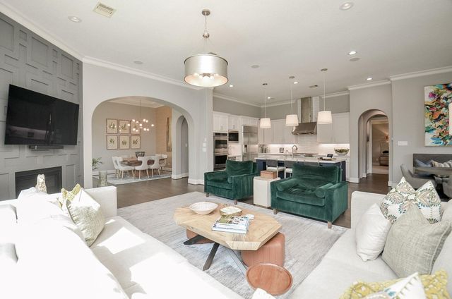 86 Quiet Way Lane, Sugar Land, TX 77498