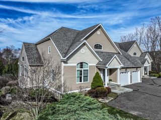 15 Harmony Trail 15, New Milford, CT 06776