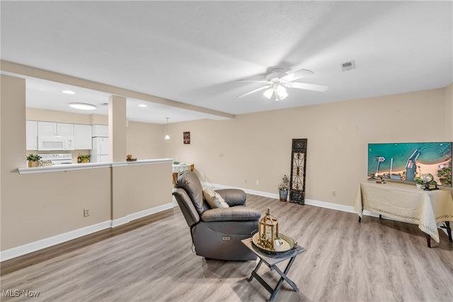 552 Main Street H, Wadsworth, OH 44281