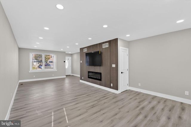 1408 UNRUH AVE, Philadelphia, PA 19111