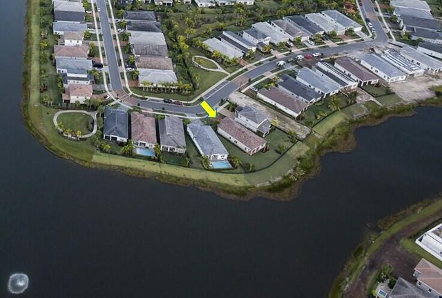 10478 Northbrook Circle Mystique 72, Palm Beach Gardens, FL 33412