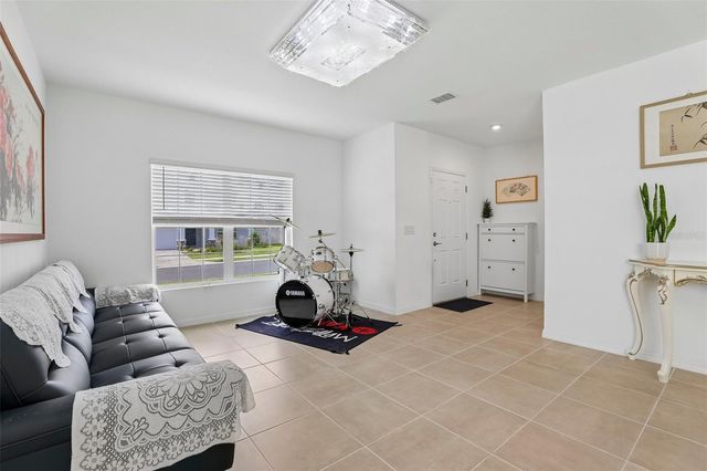 5615 COSTA BLANCA WAY, Davenport, FL 33897