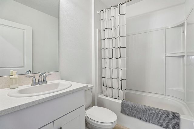 5615 COSTA BLANCA WAY, Davenport, FL 33897