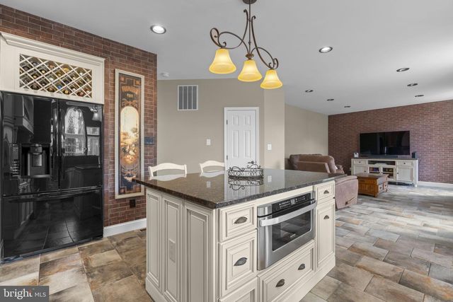 825 CAREN DR, Eldersburg, MD 21784