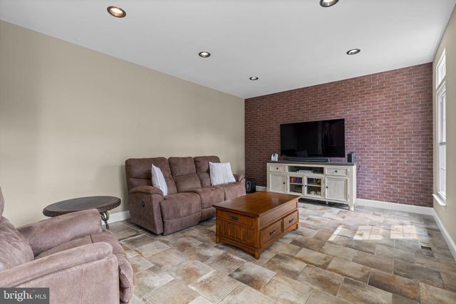 825 CAREN DR, Eldersburg, MD 21784