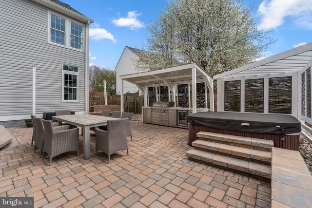 825 CAREN DR, Eldersburg, MD 21784