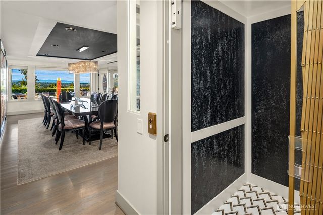 9600 NE 28th Street, Clyde Hill, WA 98004