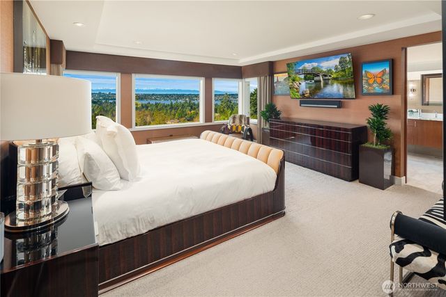 9600 NE 28th Street, Clyde Hill, WA 98004