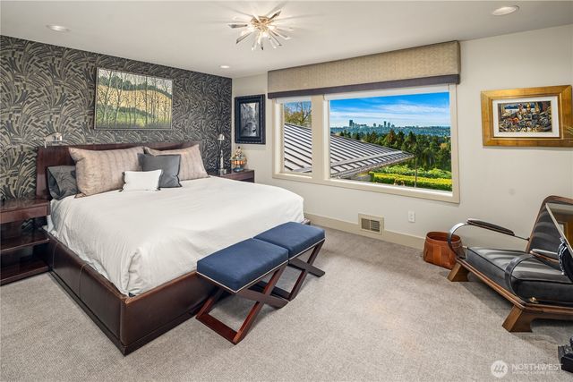 9600 NE 28th Street, Clyde Hill, WA 98004