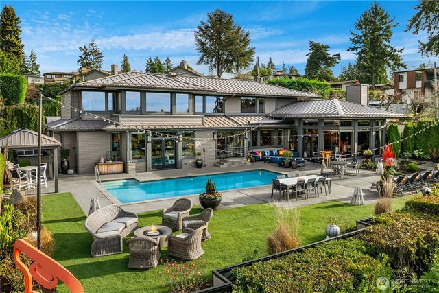 9600 NE 28th Street, Clyde Hill, WA 98004